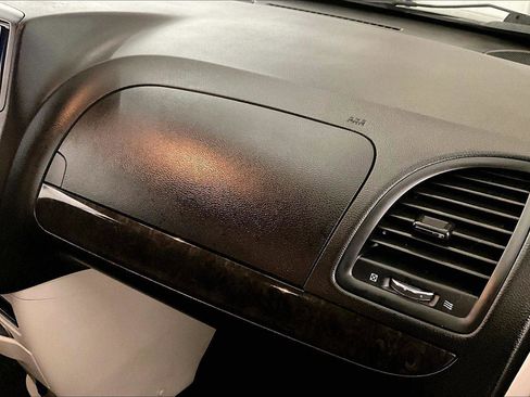 Used 2013 Dodge Grand Caravan American Value Package image 16