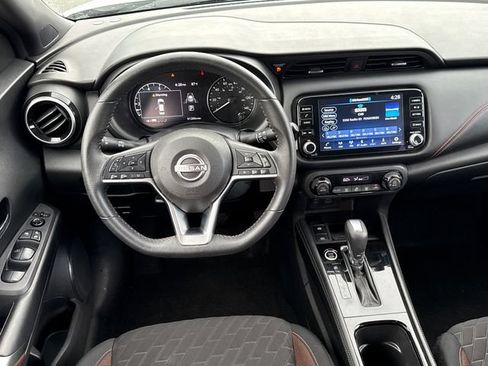 Used 2023 Nissan Kicks SR FWD image 22