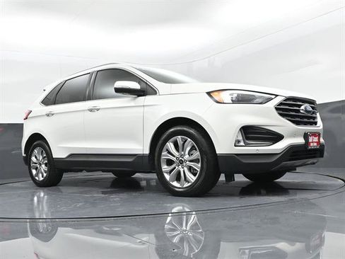 Certified 2024 Ford Edge Titanium AWD/4WD image 26
