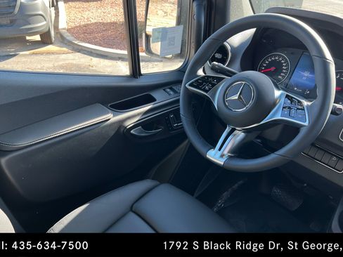 Used 2026 Mercedes-Benz Sprinter 2500 image 11