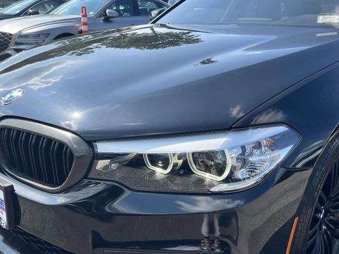 Used 2019 BMW 530i xDrive w/ M Sport Package AWD/4WD image 8