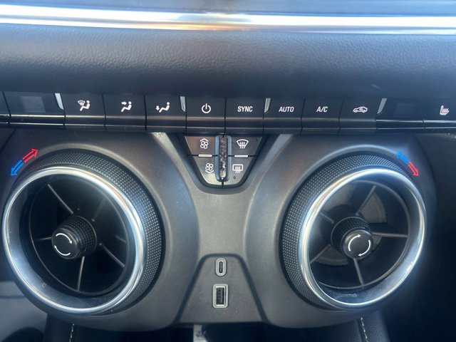 Used 2024 Chevrolet Blazer LT w/ Convenience Package AWD/4WD image 27