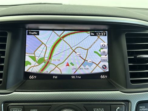 Used 2018 Nissan Pathfinder SL image 24