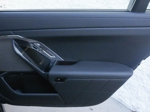 Certified 2024 BMW 740i RWD image 31