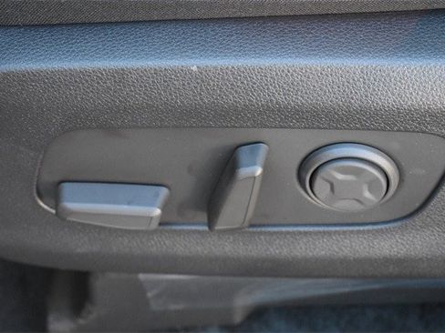 New 2026 Kia Carnival EX image 29