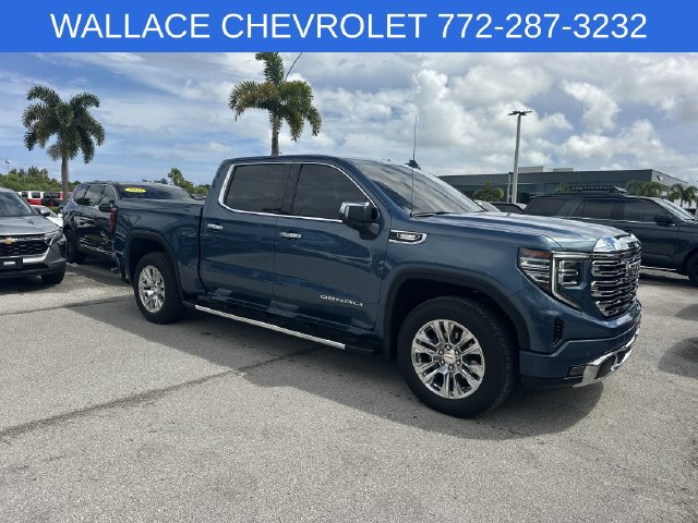 Used 2025 GMC Sierra 1500 Denali w/ Technology Package AWD/4WD image 1