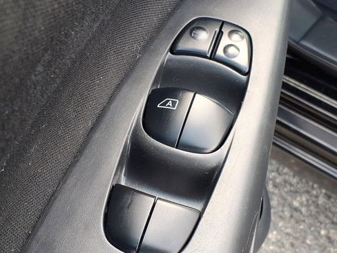 Used 2019 Nissan Sentra SV image 12