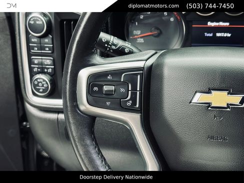 Used 2021 Chevrolet Silverado 1500 LTZ AWD/4WD image 31