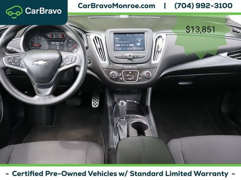 Certified 2017 Chevrolet Malibu LT FWD image 16