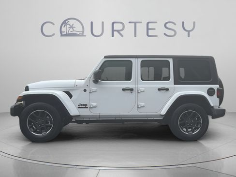 Used 2021 Jeep Wrangler Unlimited Sport AWD/4WD image 2