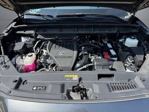 Used 2023 Toyota Highlander L FWD image 80