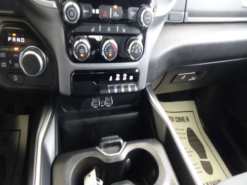 Certified 2025 RAM 1500 Big Horn AWD/4WD image 32