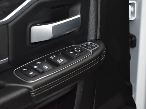 Used 2024 RAM 2500 Big Horn image 9