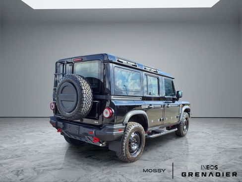 Used 2024 INEOS Grenadier Fieldmaster Edition image 5