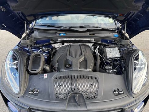 Certified 2026 Porsche Macan AWD/4WD image 20
