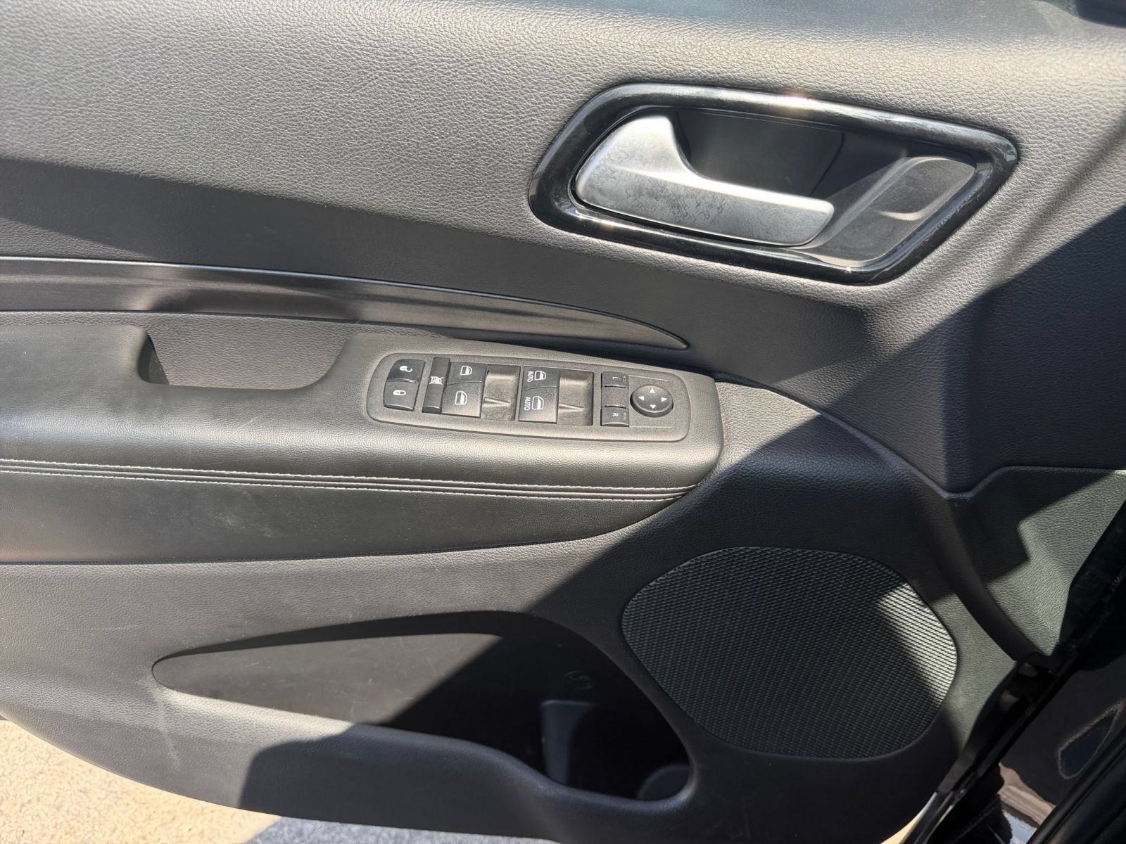 Used 2024 Dodge Durango SXT AWD/4WD image 18