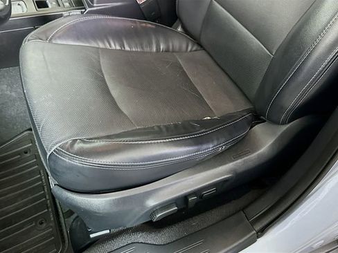 Used 2017 Subaru Outback 2.5i Limited image 21