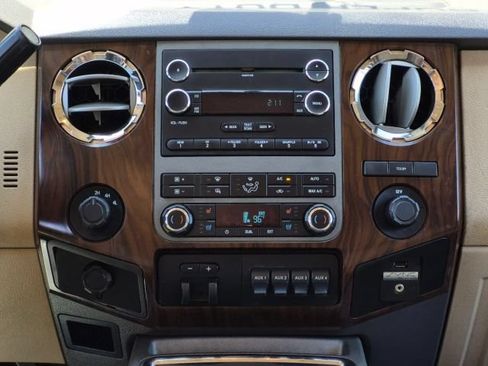 Used 2011 Ford F350 Lariat w/ Lariat Interior Pkg AWD/4WD image 19