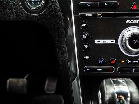 Used 2018 Ford Explorer Limited w/ Ford Safe & Smart Package image 24