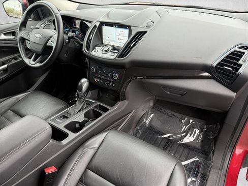 Used 2019 Ford Escape Titanium image 13