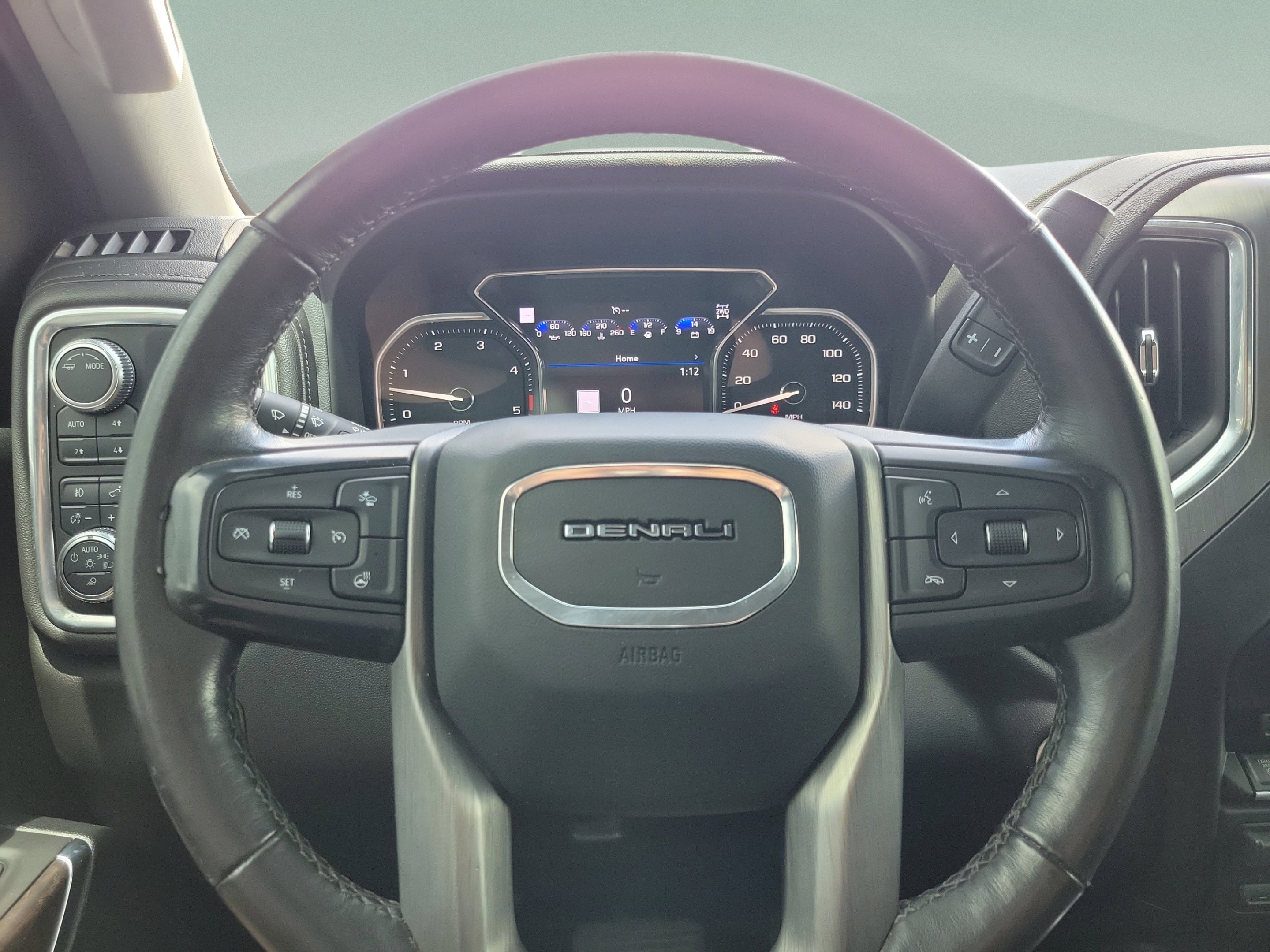 Used 2021 GMC Sierra 2500 Denali w/ Denali Ultimate Package AWD/4WD image 20