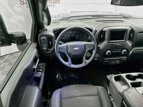 Used 2024 Chevrolet Silverado 2500 Custom w/ Custom Value Package AWD/4WD image 21