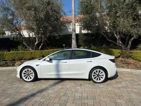 Used 2022 Tesla Model 3 Long Range AWD/4WD image 6