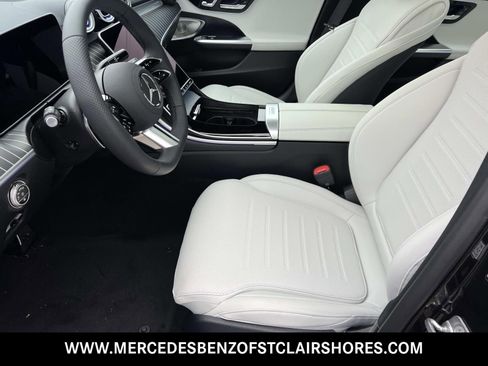 New 2026 Mercedes-Benz C 300 4MATIC Sedan image 21