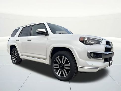 Used 2018 Toyota 4Runner Limited image 4