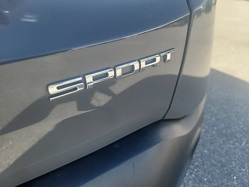 Used 2019 Jeep Renegade Sport w/ Sport Appearance Group AWD/4WD image 9