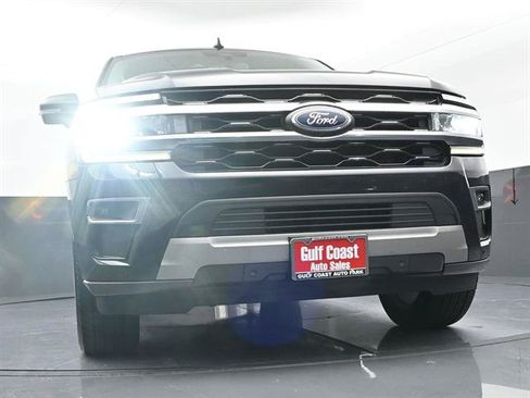 Used 2023 Ford Expedition Limited RWD image 34