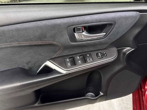 Certified 2017 Toyota Camry XSE image 15