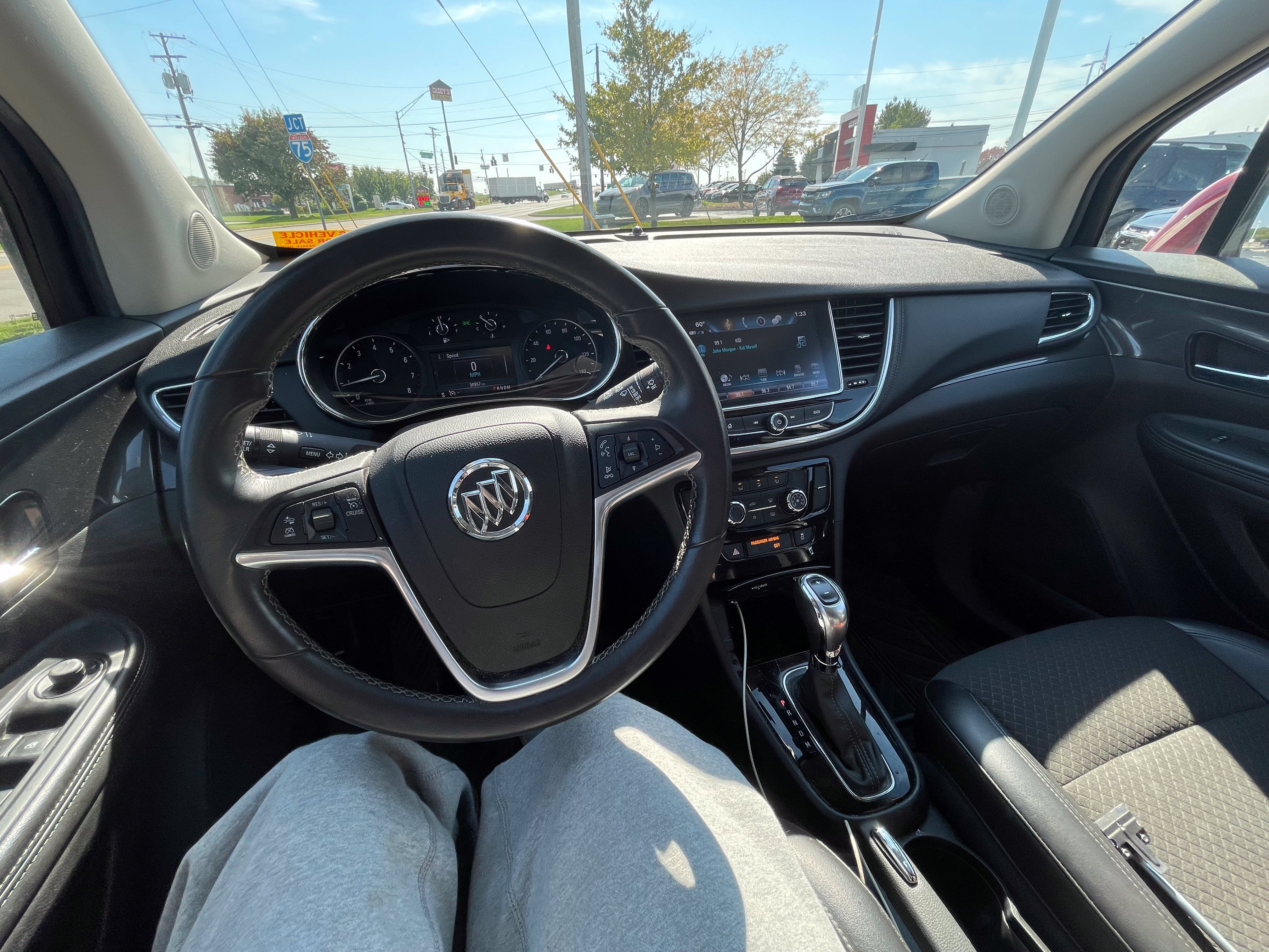 Used 2021 Buick Encore Preferred w/ Safety Package II FWD image 9