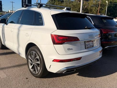 Used 2023 Audi Q5 2.0T Premium w/ Convenience Package AWD/4WD image 3