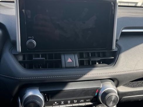 Used 2024 Toyota RAV4 LE image 10