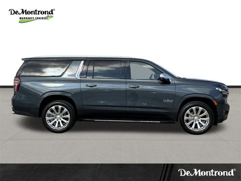 Used 2021 Chevrolet Suburban Premier w/ Premium Package image 4