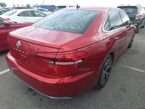 Used 2020 Volkswagen Passat 2.0T SEL image 4