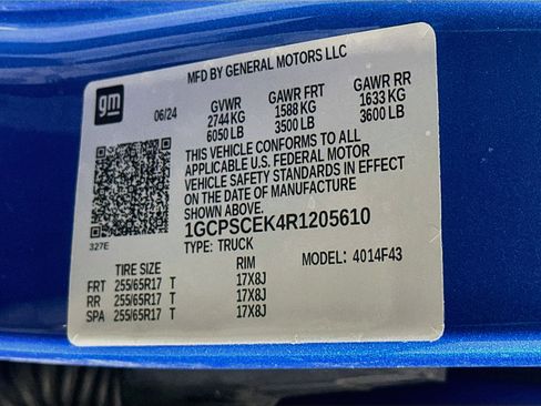 Used 2024 Chevrolet Colorado LT w/ LT Convenience Package II RWD image 12