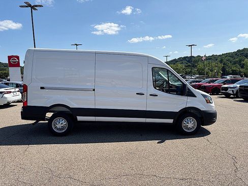 New 2026 Ford Transit 250 148 Medium Roof RWD image 8