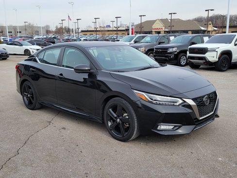 Used 2023 Nissan Sentra SR w/ SR Premium Package image 31