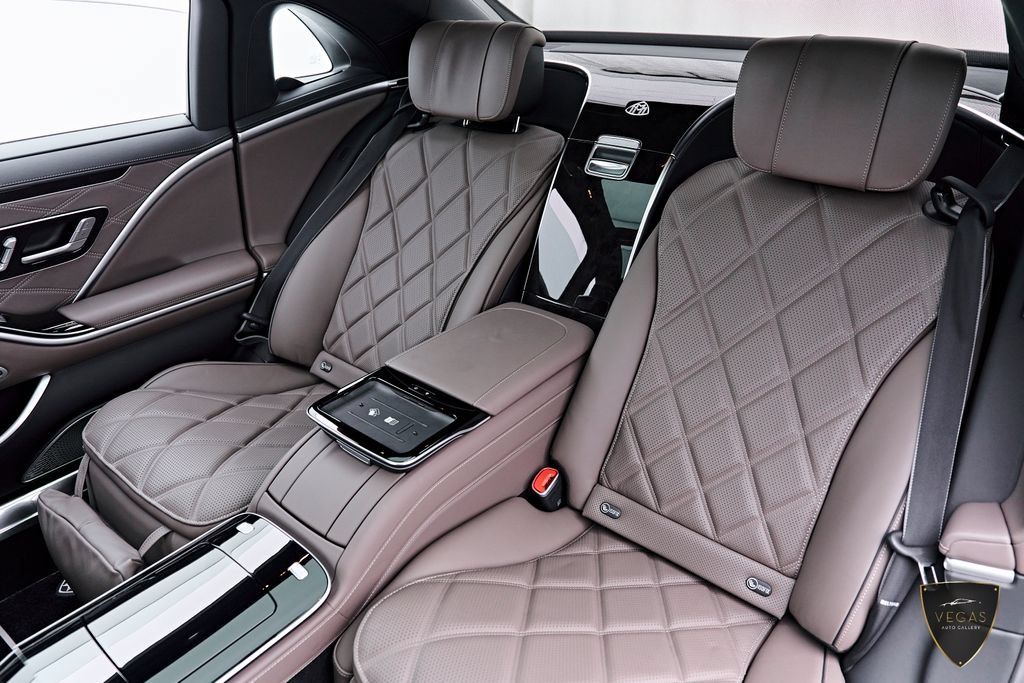 Used 2024 Mercedes-Benz Maybach S 680 4MATIC image 53