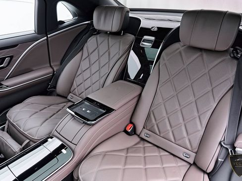 Used 2024 Mercedes-Benz Maybach S 680 4MATIC image 53