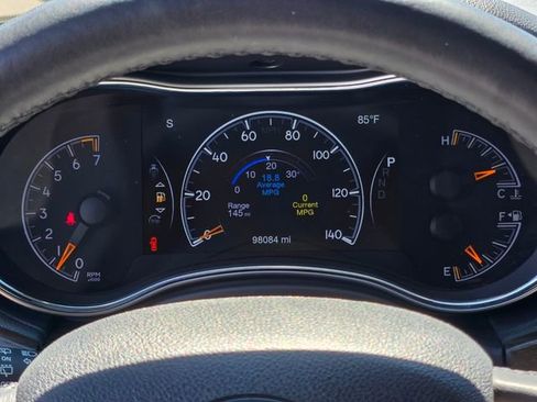 Used 2018 Jeep Grand Cherokee Limited image 27