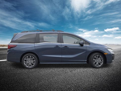 New 2026 Honda Odyssey Touring image 20
