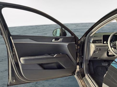 New 2026 Kia K5 LXS FWD image 20