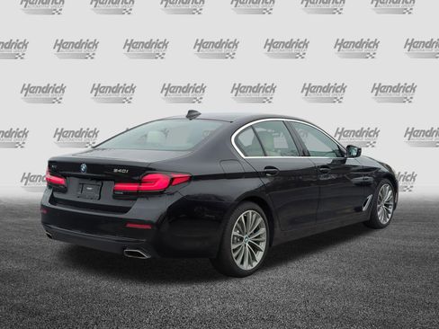 Used 2023 BMW 540i xDrive w/ Premium Package image 10