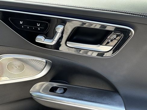 Certified 2025 Mercedes-Benz C 300 Sedan image 17