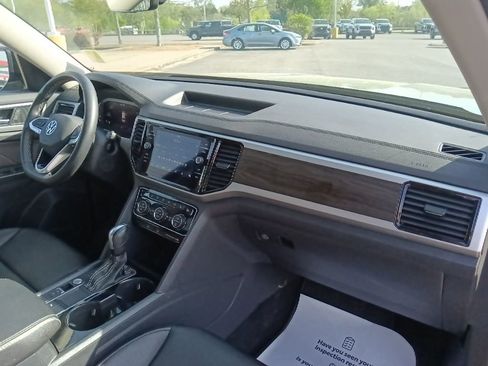Used 2022 Volkswagen Atlas SE FWD image 37