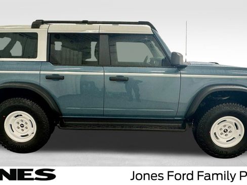 New 2025 Ford Bronco Heritage Edition image 2