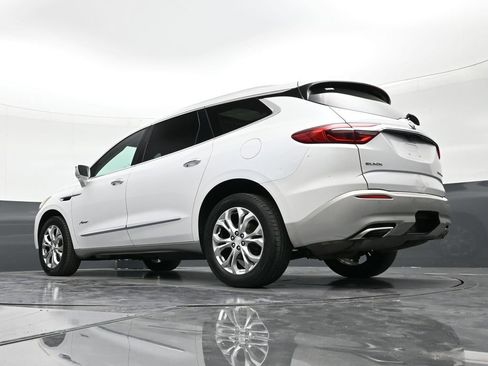 Used 2018 Buick Enclave Avenir FWD image 22